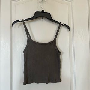 Gray tank top